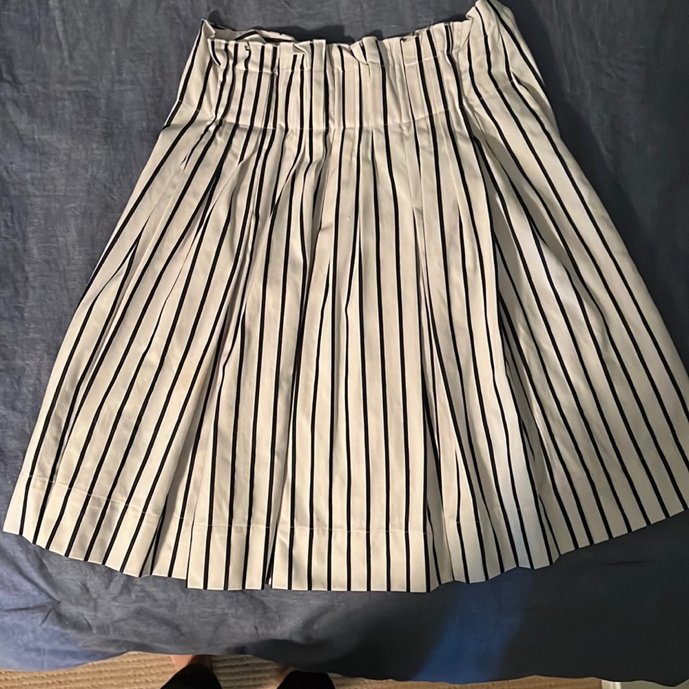 Kate spade high wasted knee high skirt